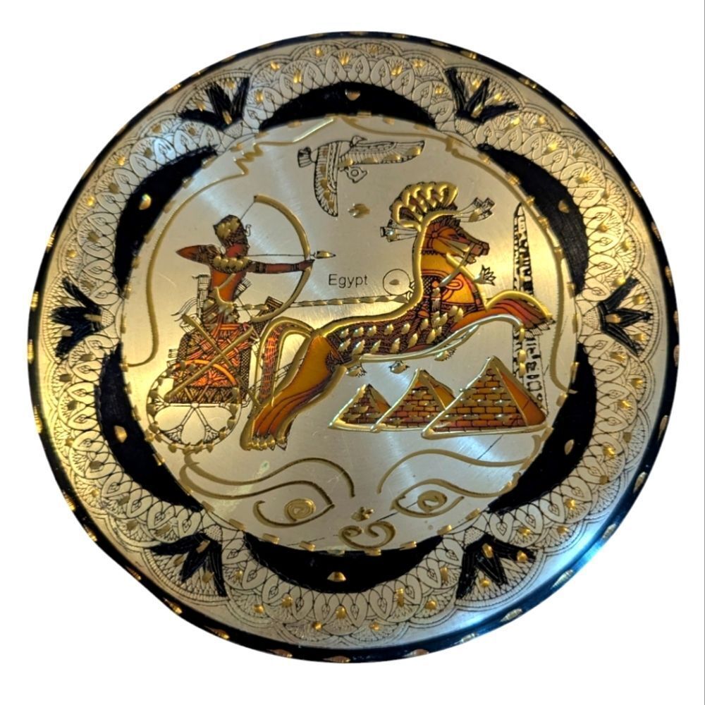 Vintage Egyptian souvenir gold tone Metal circle wall hanging decor